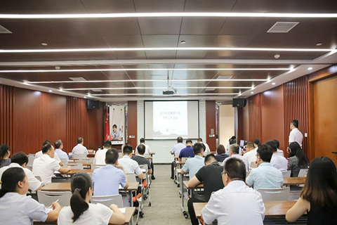 北京市京师（郑州）律师事务所召开2019年度律师年检考核工作会议