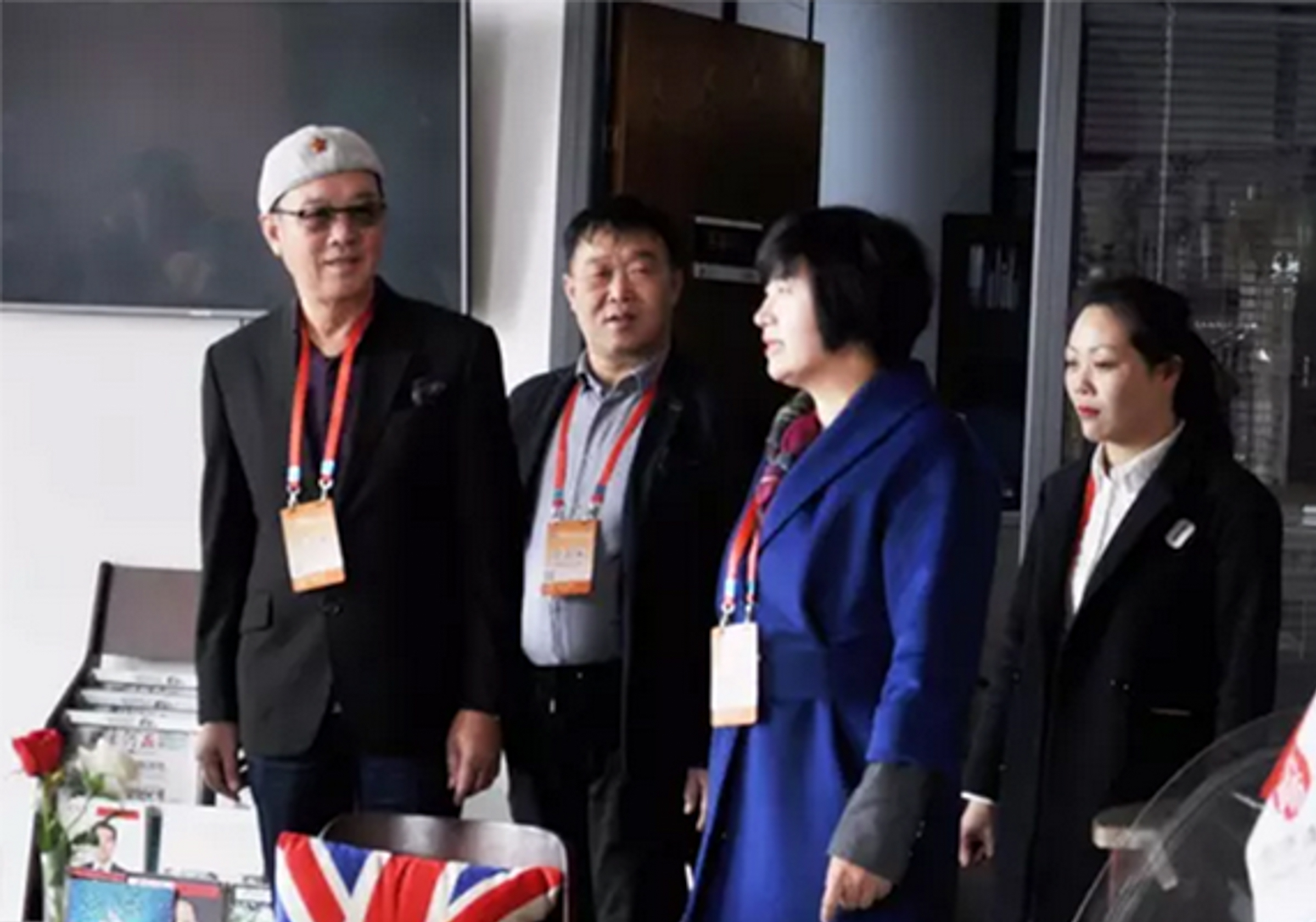 1-1F405103605531-2.jpg undefined