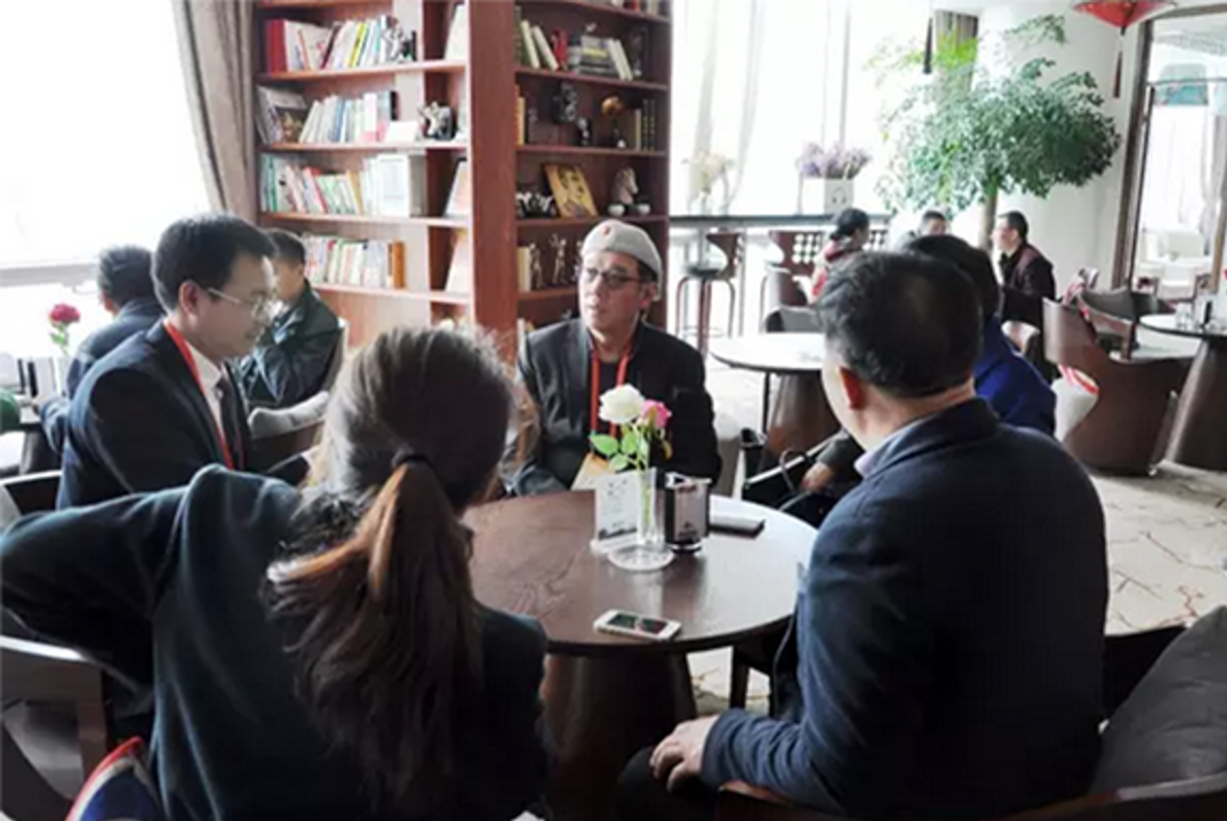 1-1F405103916392-7.jpg undefined